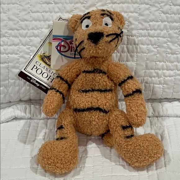 DISNEY :: POOH & FRIENDS - Picture 8 of 10